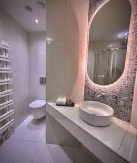 Apartment Treat Yourself To Luxury & Style Inverness